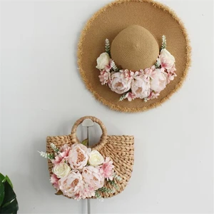 Women's hand-woven bag flower straw bag travel tote bag for women beach handbag women sunscreen hat 2023 new style