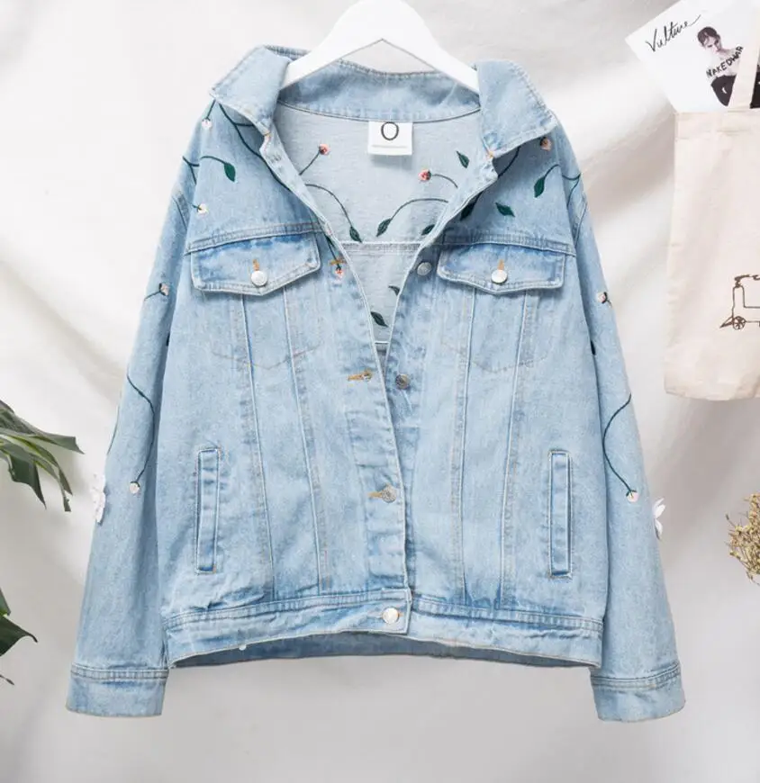 Джинсовая куртка свободного покроя с цветочной вышивкой джинсовая размера плюс