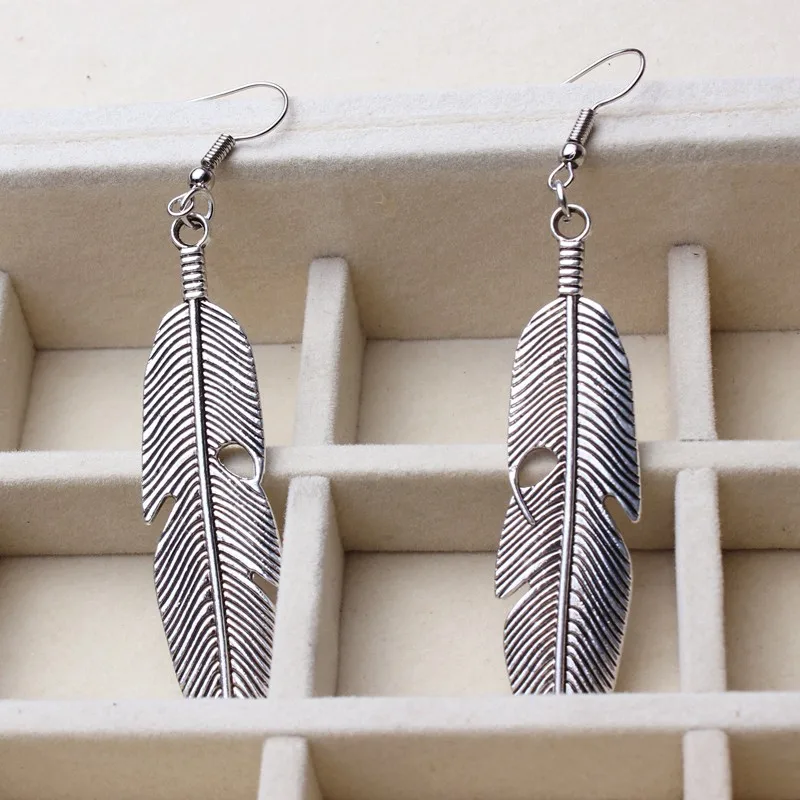 Высококачественные очаровательные серьги в форме пера античное серебряное