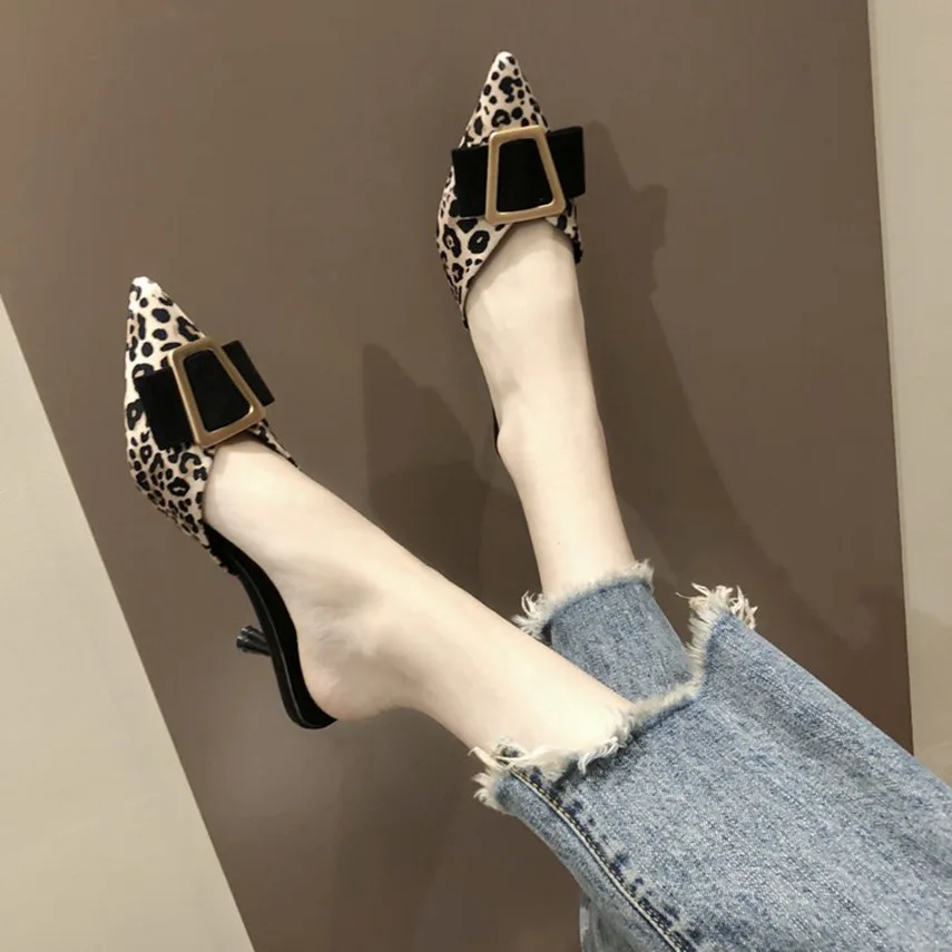 Мюли женские леопардовые шлепанцы на низком каблуке без застежки сланцы