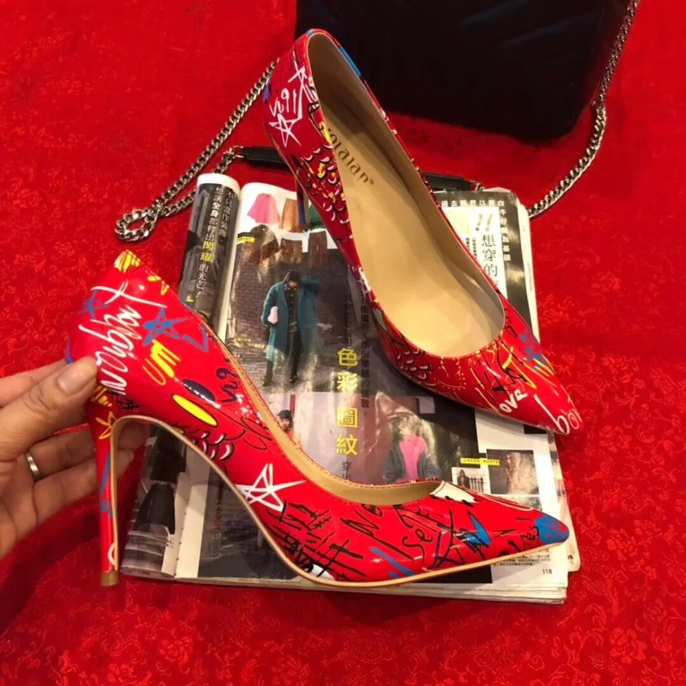 

Free shipping fashion women Pumps red Graffiti Pointy toe high heels pearls shoes brand new bride wedding shoes 12cm 10cm 8cm