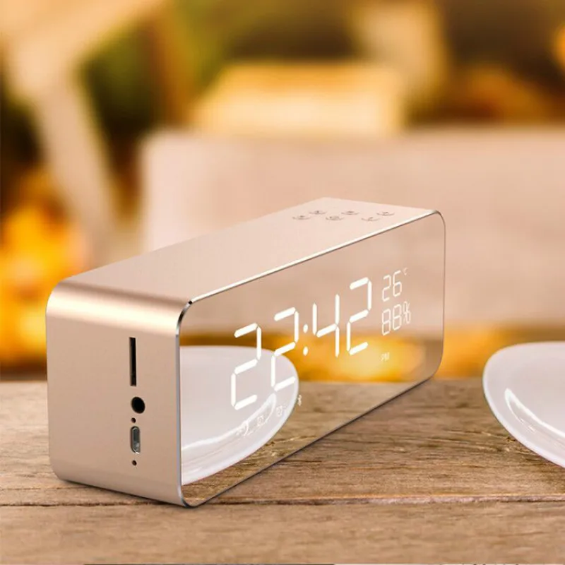 Bluetooth будильник цифровой металлический с FM радио и светодиодным