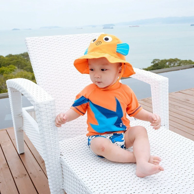 Купальный костюм для мальчиков новинка 2018 года купальный желтого цвета с 3D