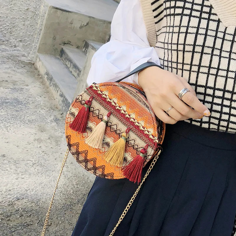 

2019 New Girl Mini Circle shouder bag women Tassels Weave handbag Travel Crossbody Bag summer beach female hand pocket
