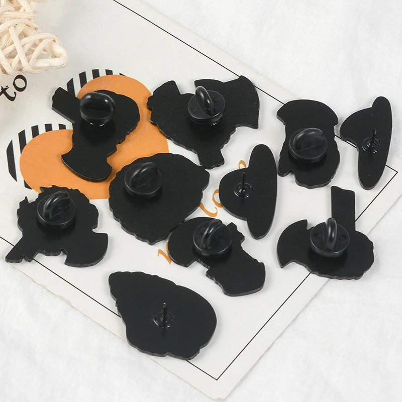 

Art sculpture enamel Pins Weird Horror statue Brooches Cartoon starfish Lapel Pin Badges Abstract Jewelry for Women men
