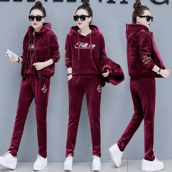 Gold velvet sweater suit female winter plus thickening new fashion casual jacket vest three-piece A |