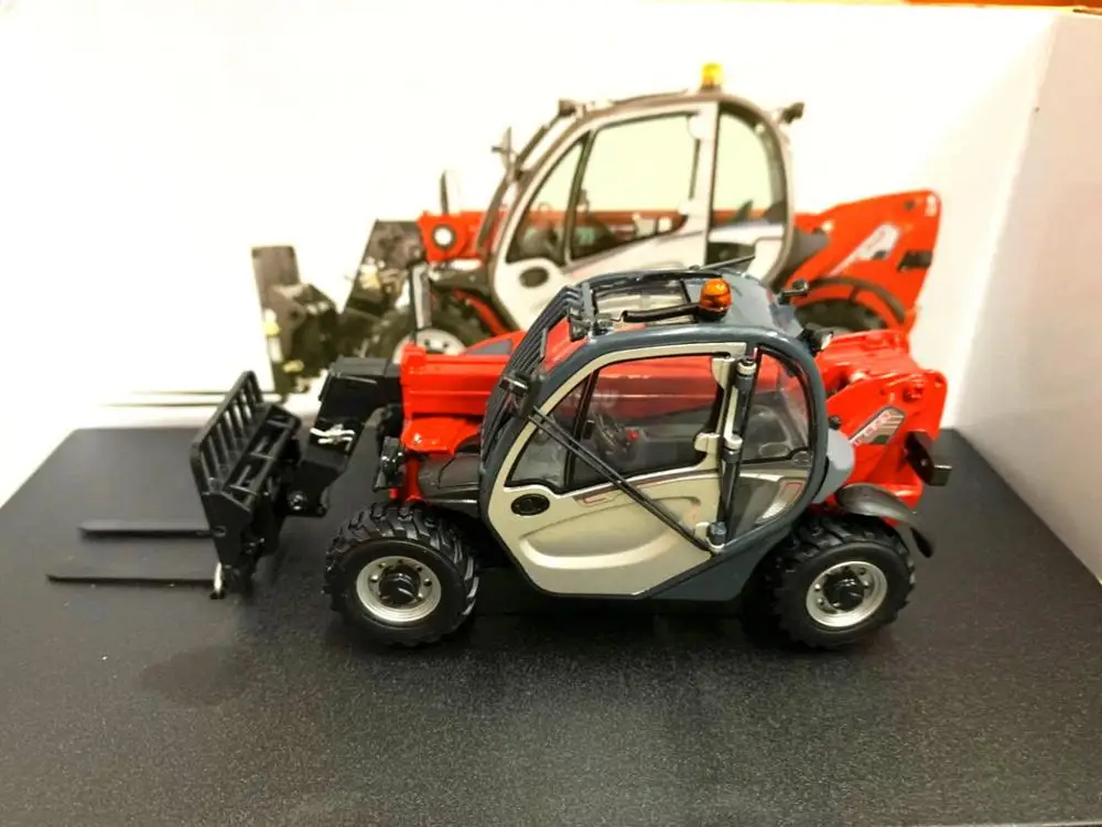 Универсальные хобби 1/32 MANITOU MT625T комфортная модель с вилкой| |