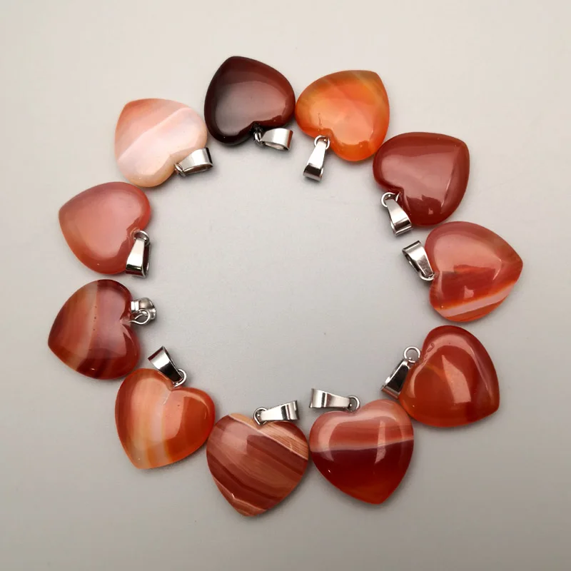 Подвеска в виде сердца из красного агата и натурального камня для изготовления