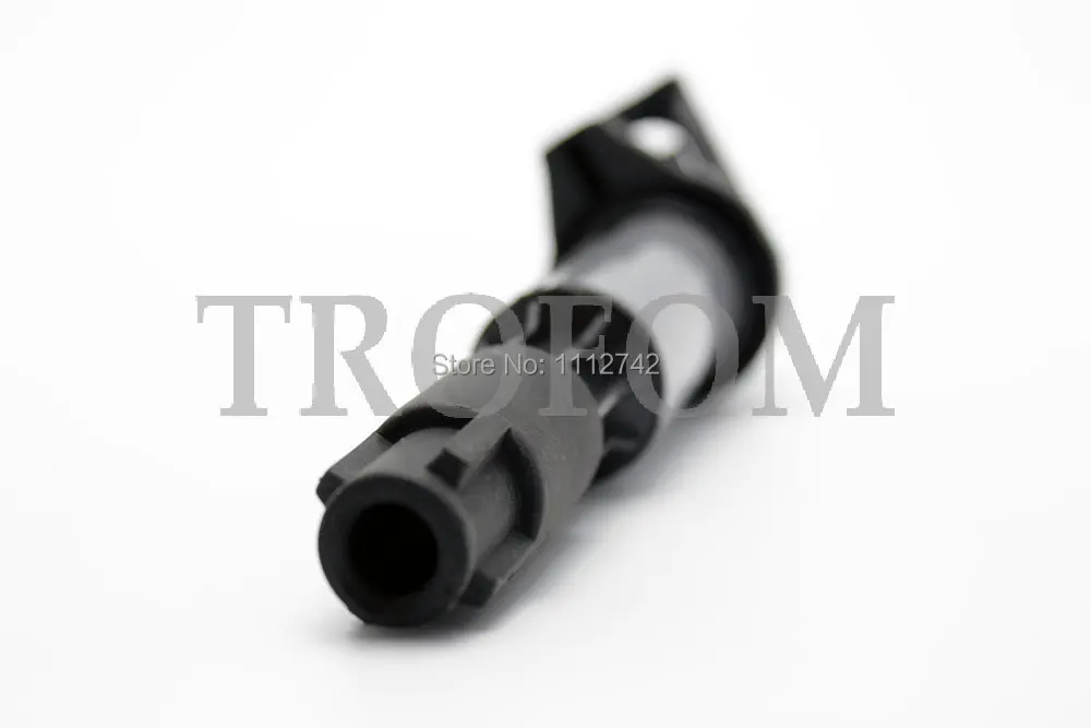 Катушка зажигания для BMW E81 E46 E90 E91 E39 E60 E61 E63 E64 E65 E66 E67 E83 E53 E70 E36 E52 12131712219 12131712223