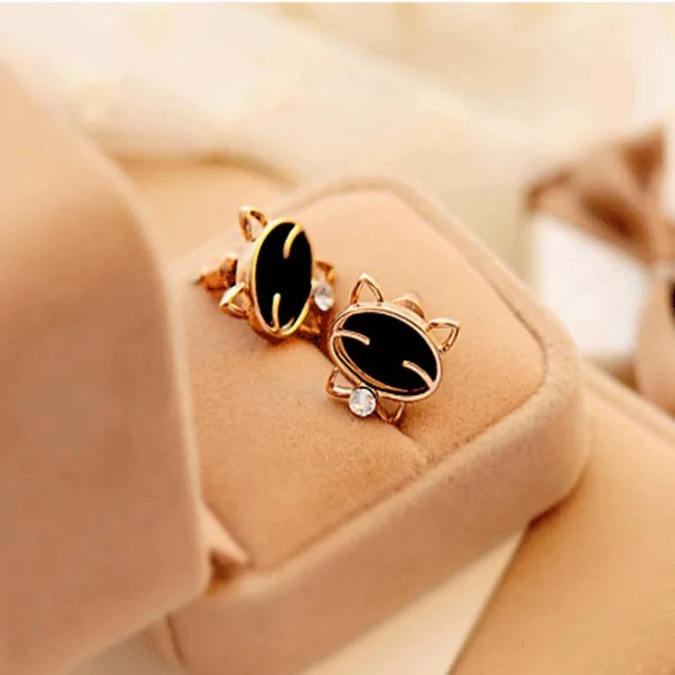 Элегантные милые серьги гвоздики с черным улыбающимся лицом в виде кота для