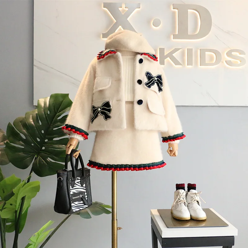 2018 winter new children's clothing for girls ladies blank wind ribbon bow short coat design skirt suit | Детская одежда и