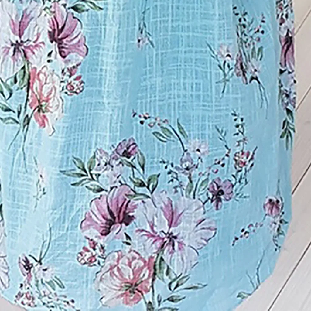 Футболка женская с коротким рукавом и принтом кружевная треугольным вырезом