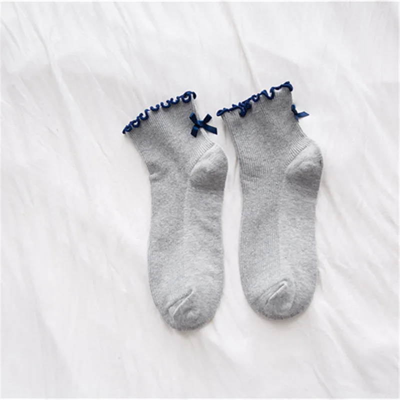 grey Летние забавные короткие носки из хлопка с бантом из ленты на пятке; Chaussette; женские короткие носки; цвет белый, желтый, красный, винный - Цвет: grey