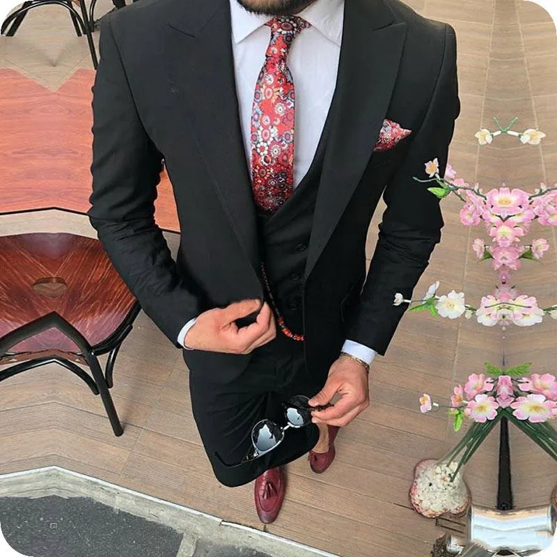 Красивые смокинги жениха с отворотами для мужские свадебные платья мужской