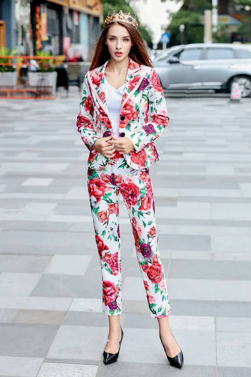 Блейзер и брюки 2018 высокого качества для подиума комплект из двух предметов 18920 |