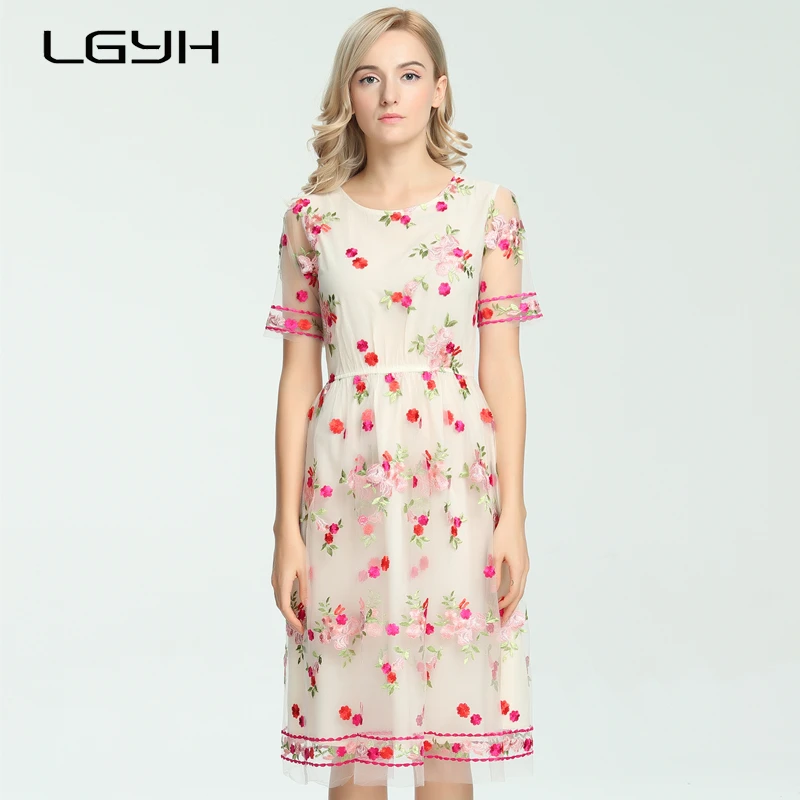Lgyh Лето 2017 г. пляжные платья для женщин Boho розовый вышивка О-образным вырезом