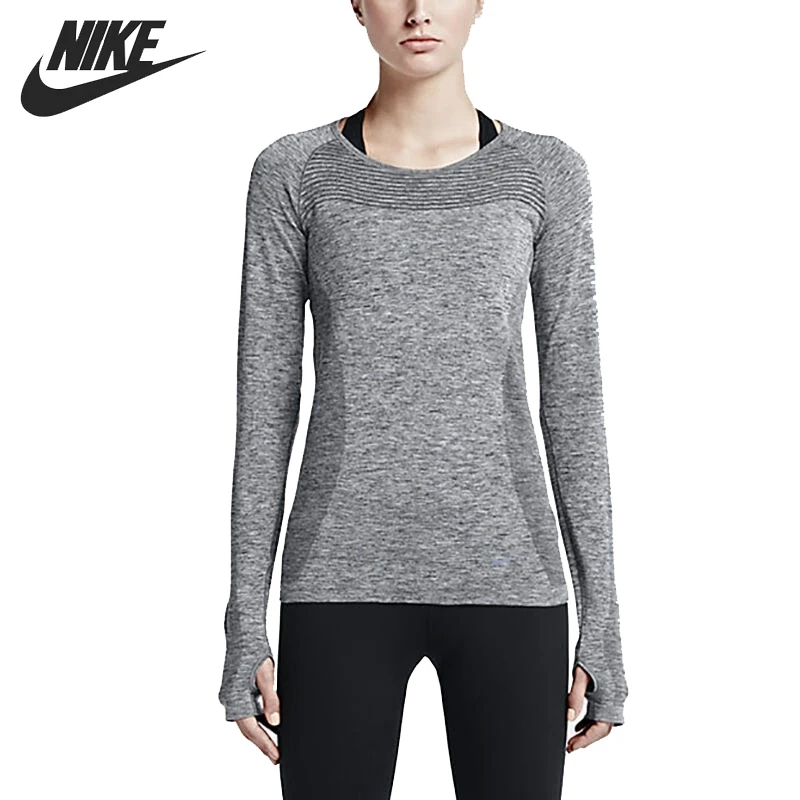 Новое поступление оригинальных женских трикотажных футболок NIKE DRI-FIT с длинным