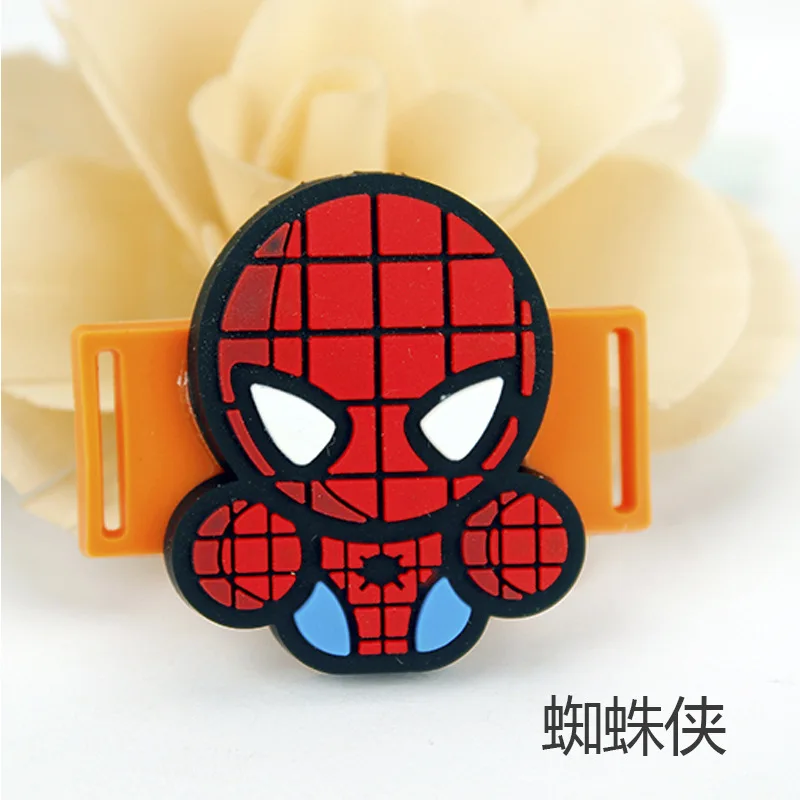 2pcs Spiderman 2 шт./компл. с изображением героев фильма Марвел «мстители» фигурка игрушки аксессуары спортивные шнурки Пряжка Железный человек Капитан Америка «Халк», «Тор», «Человек-паук» - Цвет: 2pcs Spiderman