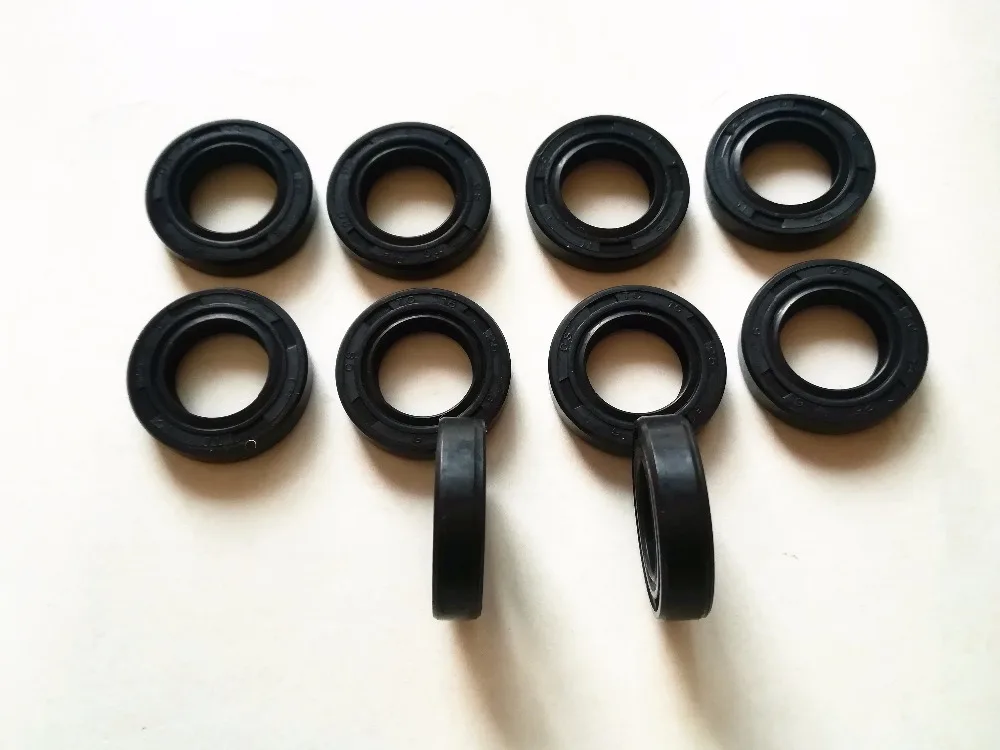 Сальник пружинный 301-12р. Сальники enduro rock shox 32mm. Манжеты деталь. Сальники для домкрата 2т титан. Манжета 45.