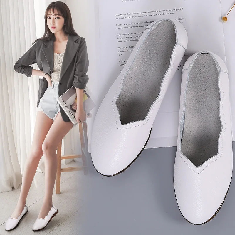 Женские туфли на плоской подошве OUKAHUI белые дизайнерские балетки из спилковой