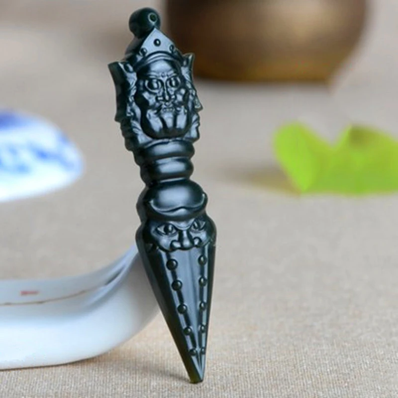 Authentic fashion and Tian Yuqing Jade King Kong pendant figure natural jade |