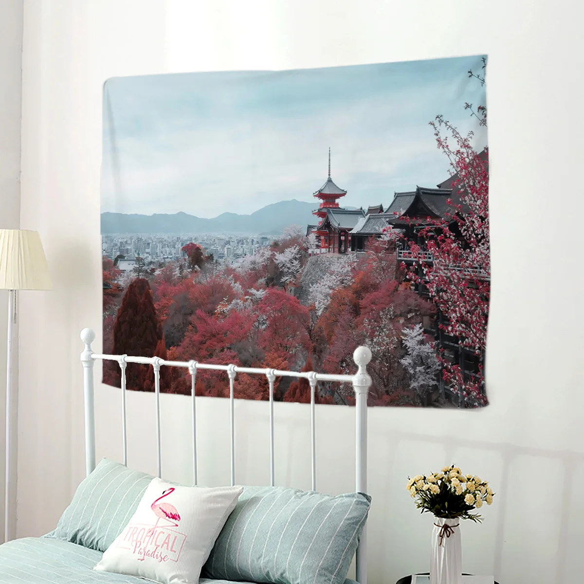 Goohome Kyoto Maple Leaves Wall Decor Coverlet Tapestry Art Blanket Bedding Throw Towel Wrinkle-Resistant Window | Дом и сад