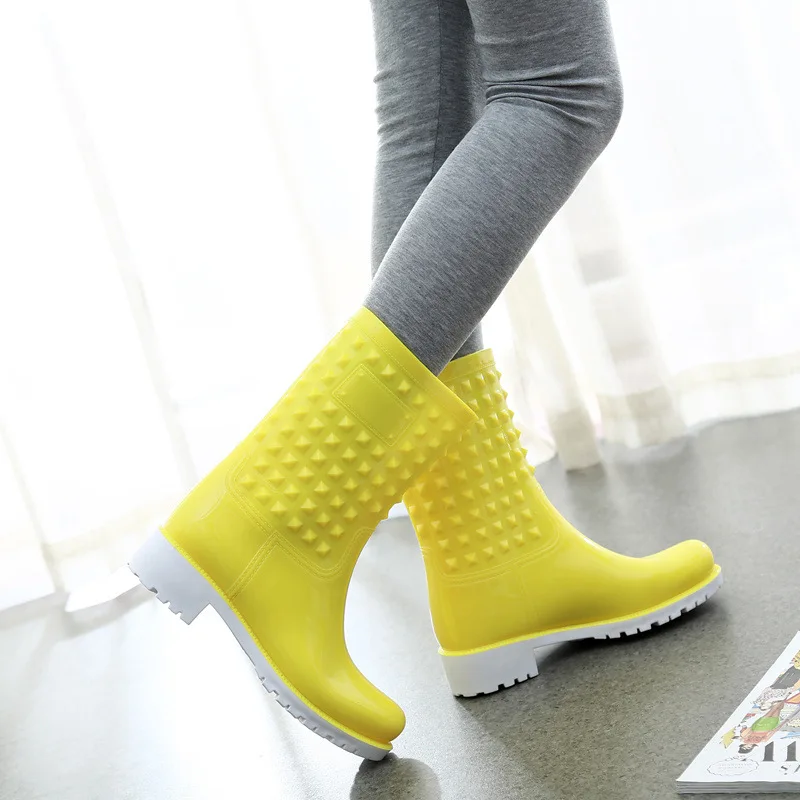 

Dilalula Hot Sale Women Rain Boots 3.5cm Med Heels Waterproof Mid Calf Boots Female Shoes Woman 4 Colors Available 36-42
