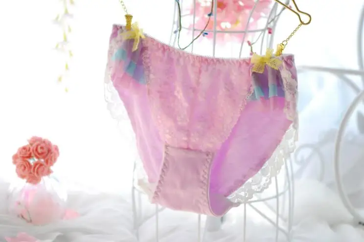 ice cream rainbow flying fabric lady's comfortable briefs and strings majtki damskie koronka women underwear string femme |