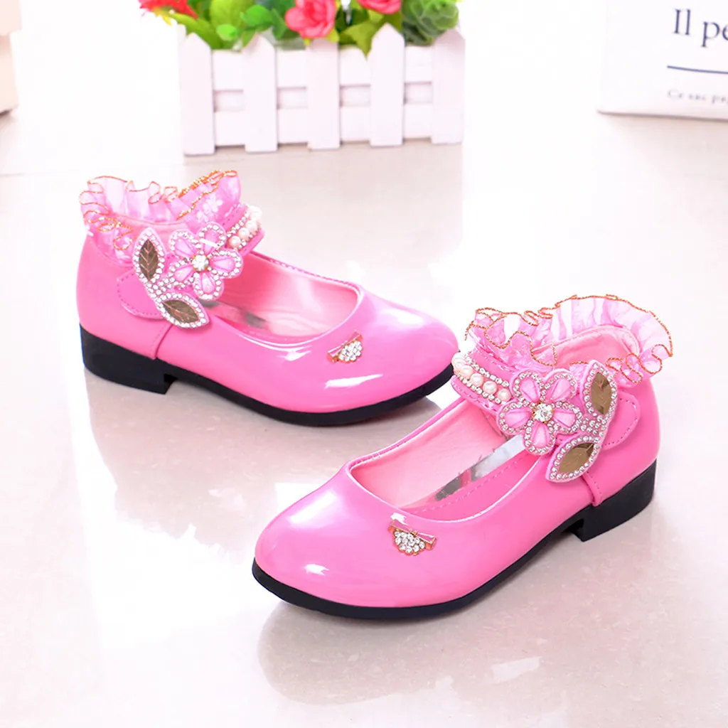 ROMIRUS/малышей Для детей детская обувь для девочек для детей Chaussure Enfant с открытыми пальцами украшенные цветами и кристаллами и жемчугом модная обувь для принцессы сандалии