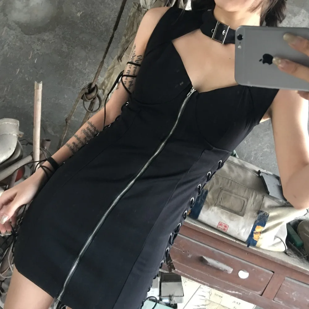 2019 Новое поступление в готическом стиле для девочек платье груди открытое