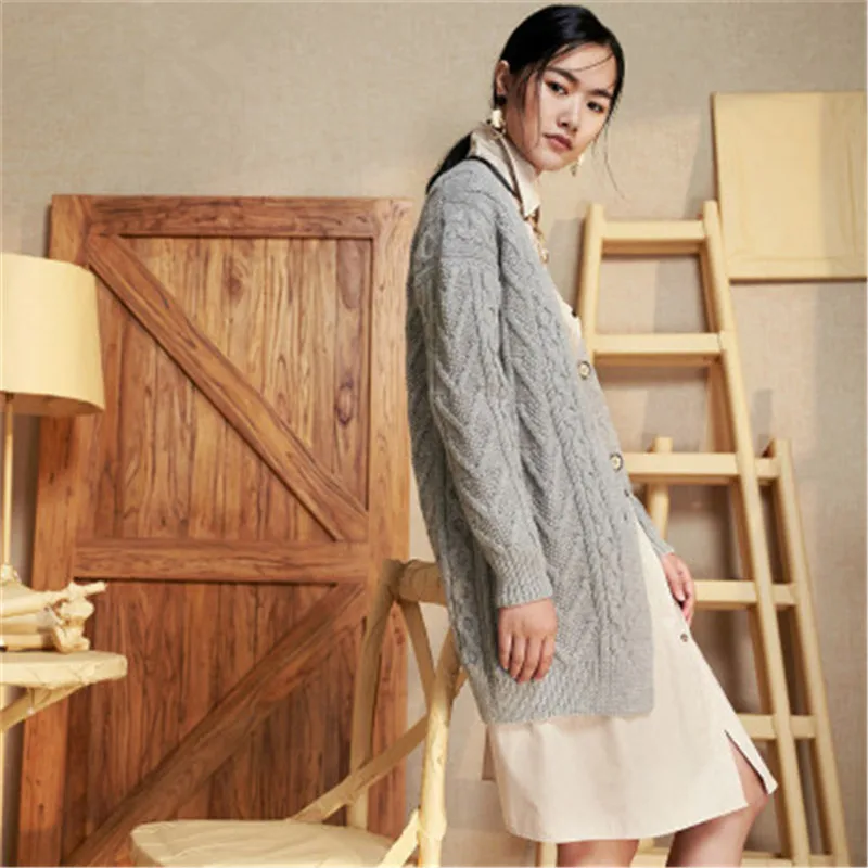 

new arrival 100%hand made pure wool Vneck knit women streetwear solid loose single breasted cardigan sweater one&over size