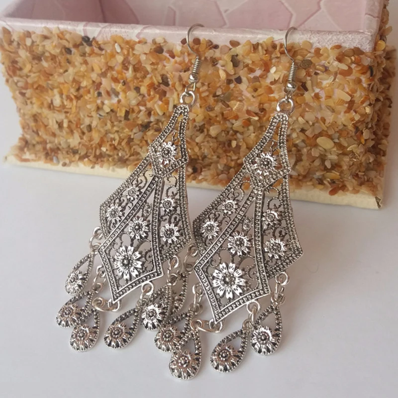 LiuXSPVintage капли воды этнические серьги кисточки вырезка полые цветок металла