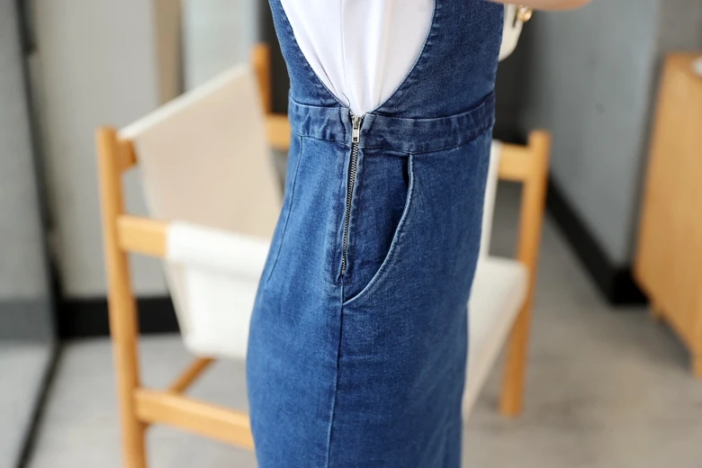 Платье женское джинсовое без рукавов винтажный пикантный приталенный