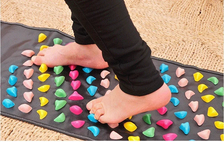 

Medialbranch Colorful Plastic Foot Massager Pad Acupuncture Cobblestone Yoga Mat Massage Cushion Padding Elderly Fitness 3 Sizes