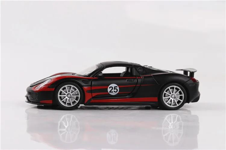 1:32 Martini 918, супер Игрушечная модель автомобиля, модель из сплава, оттягивающая назад, настоящая Лицензионная коллекция, подарок, внедорожник, детские игрушки