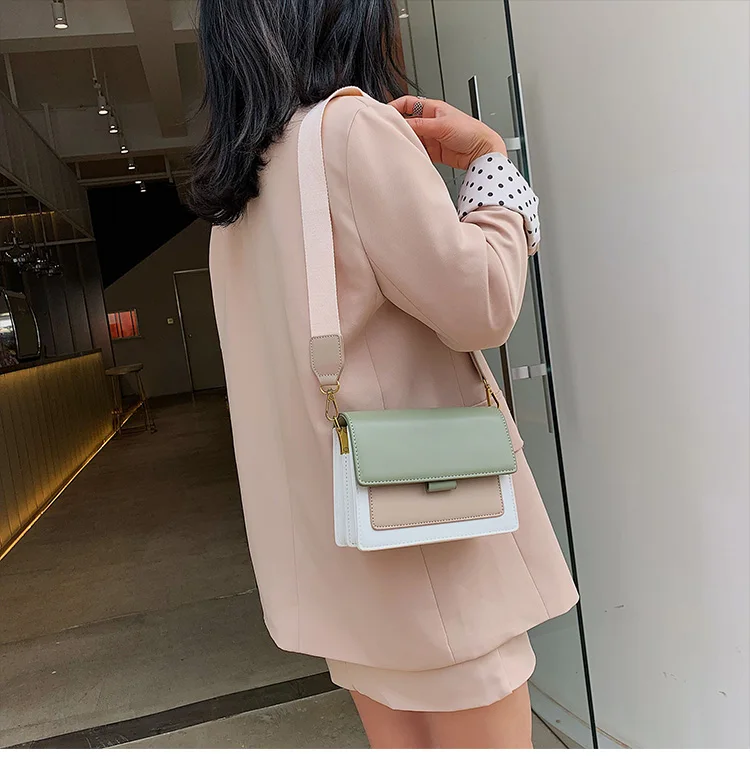 Women's High Quality Leather Messenger Bag Metal Chain Small Square Bag Travel Convenient Handbag Messenger Bag Shoulder Bag