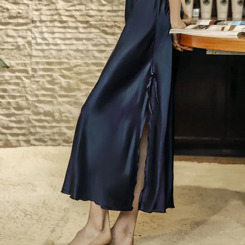 Атласная шелковая ночная рубашка летняя длинная до середины икры Женская