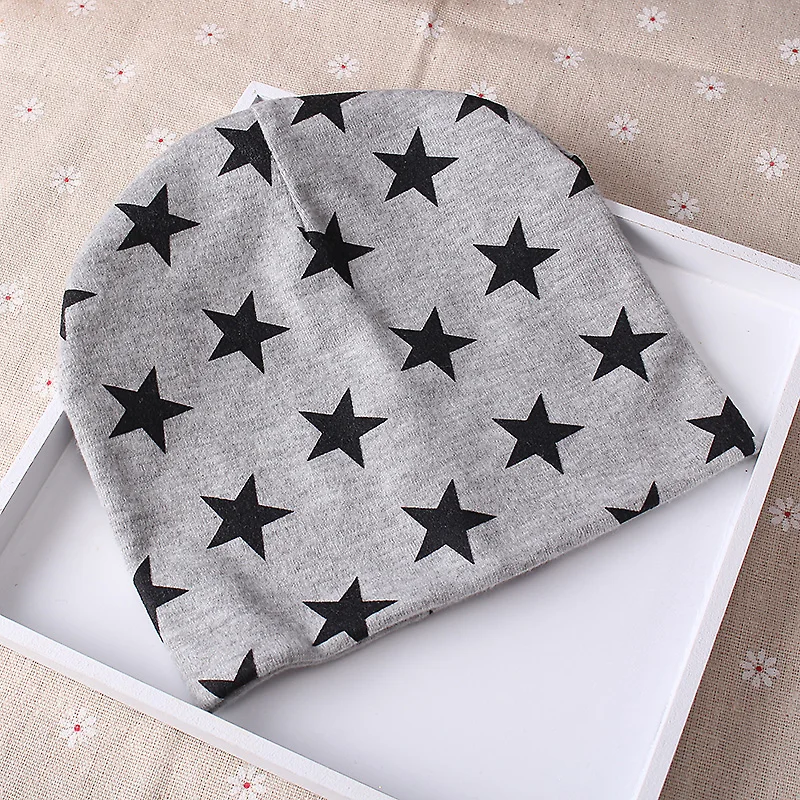 Шапки для детей на зиму весну и осень Детские аксессуары головные уборы