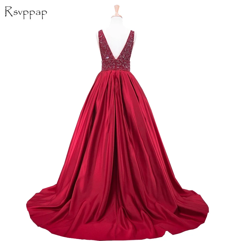 Женское длинное вечернее платье бордовое бальное трапеция с глубоким V образным