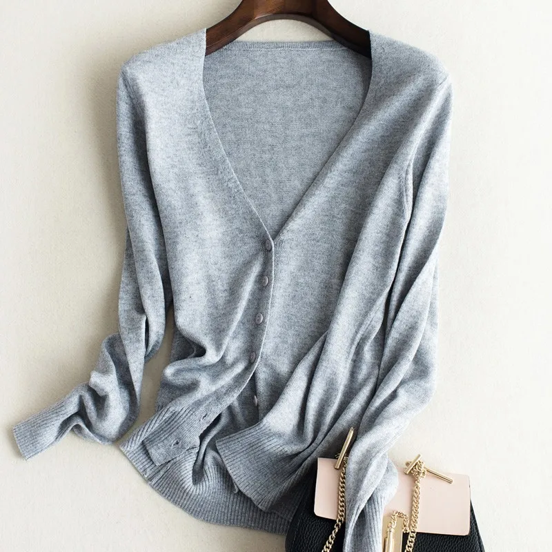 2017 кардиганы с v-образным вырезом однотонный короткий кардиган Feminino Basics женский