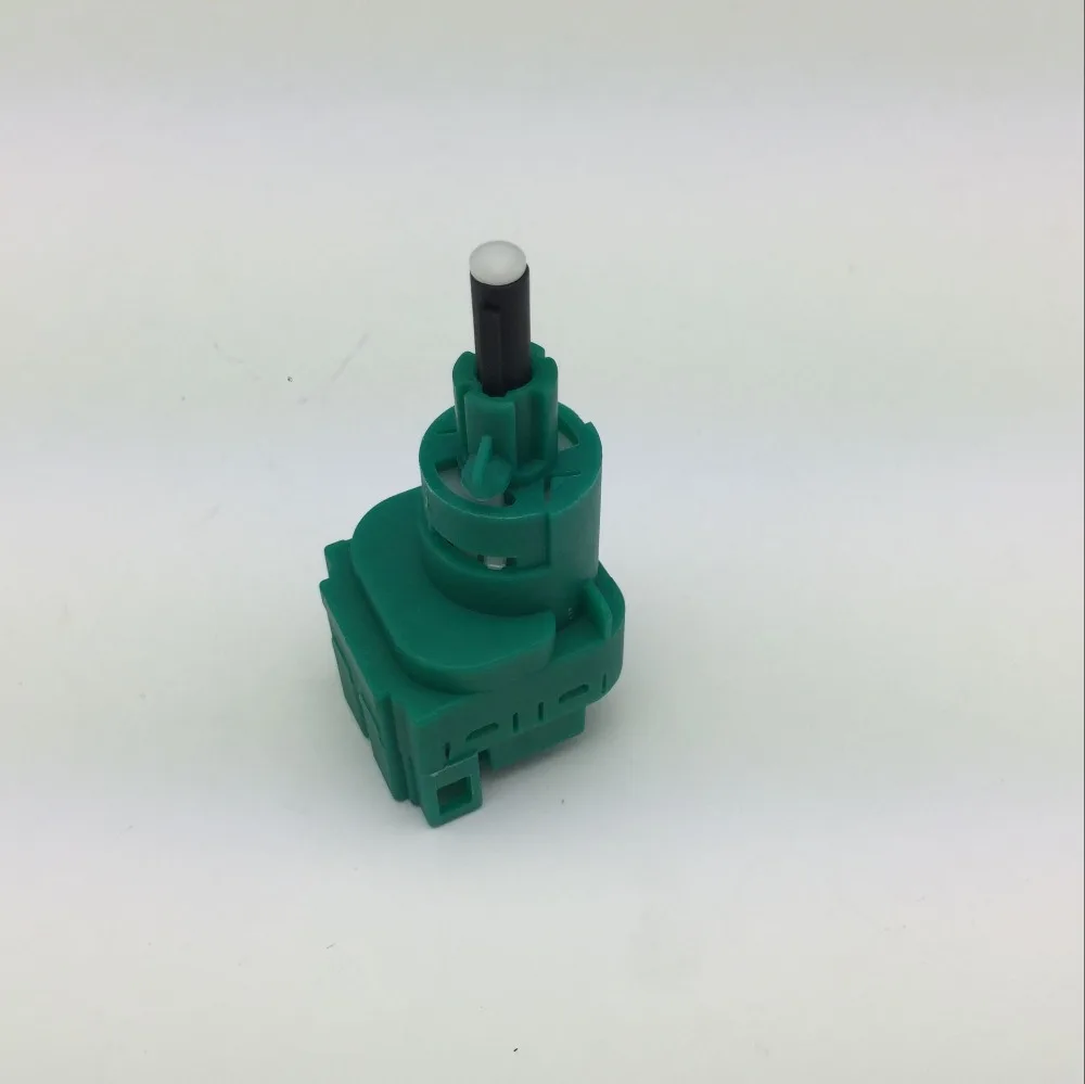 Переключатель стоп светильник для VW Jetta 4 Golf Bora MK4 Skoda Octavia Seat Leon Audi Q7 TT 1C0 945 511 A/B/F |