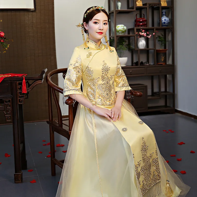 

China Style wedding dress Bridal Gown Embroidery cheongsam Elegant toast suits Overseas Traditional bride Qipao Dresses womens