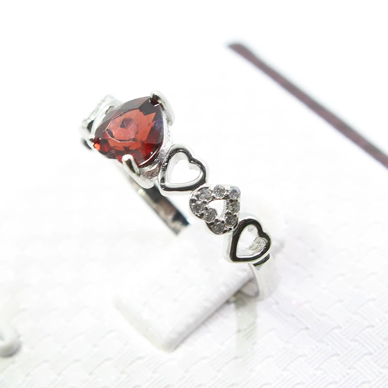 Романтический Сердце гранат кольцо для обручальных 6 мм натуральный VVS