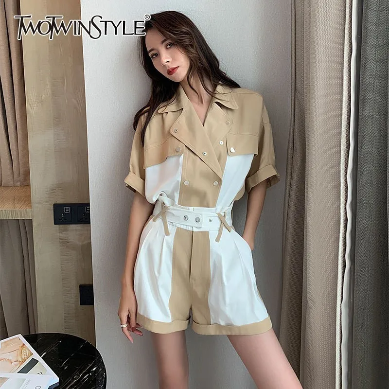 Женский комплект из двух предметов TWOTIWNSTYLE футболка с отложным воротником и