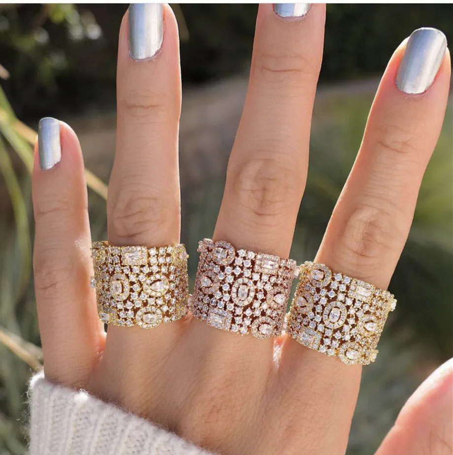 Прозрачный белый камень с белым золотом цвет микро проложить параметр &quotкрылья