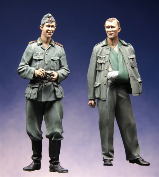 

1/35 модельная фигурка из смолы Kit "Немецкий солдат на экскурсии 062 несобранный Неокрашенный верх