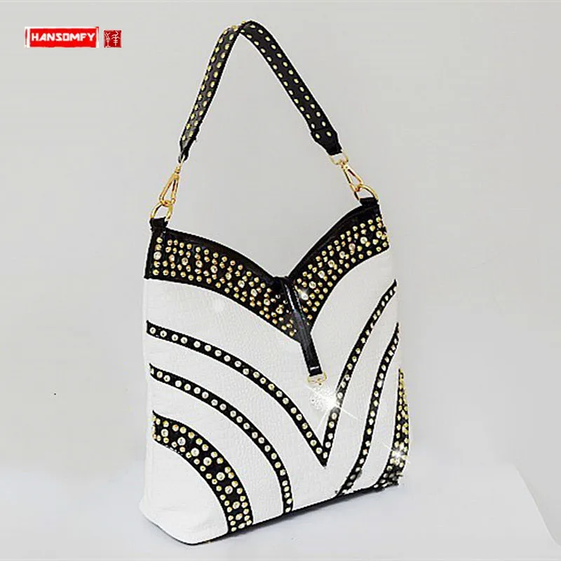 

2022 Luxury Fashion Diamond Bag Women Handbag Leather Female Large Capacity Shoulder Bag Messenger Bag Mujer Rhinestone Ladies