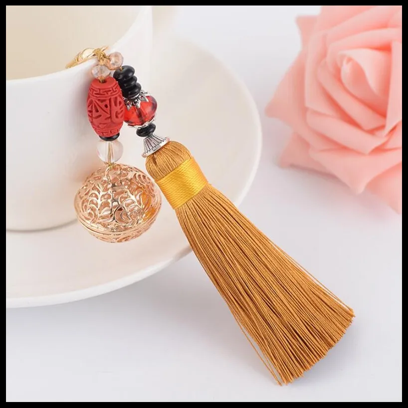 Новинка 2019 модный креативный брелок с кисточкой украшения для девушек в сумку