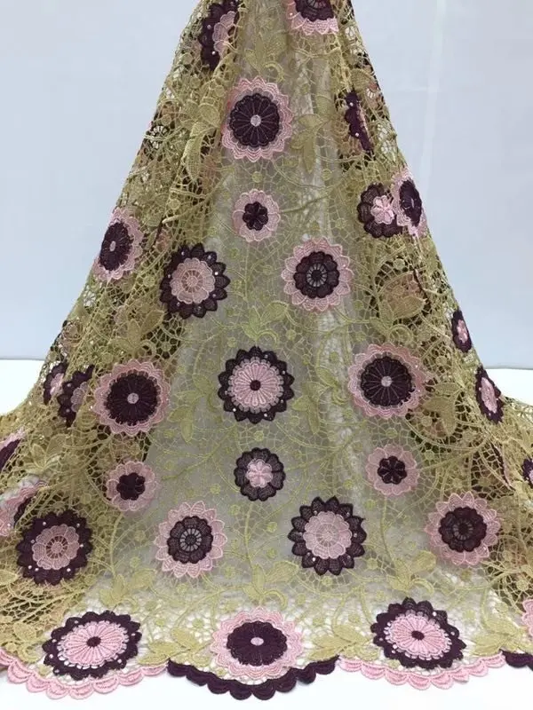 Оптовая цена водорастворимый молочный шелковая ткань с кружевом Африканский