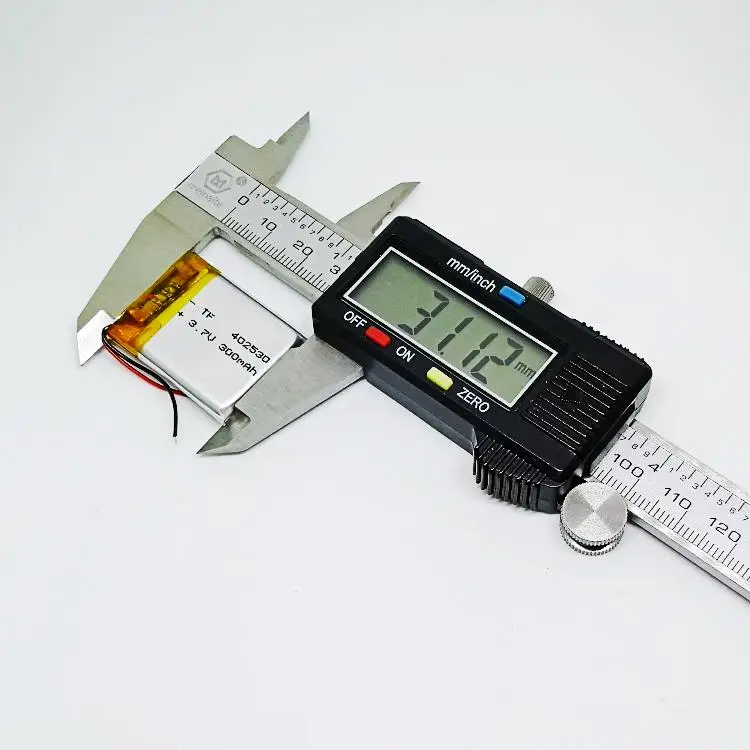 Traffic recorder 402530 polymer lithium battery Ling bl950a general purpose e line C8 charging large capacity | Электроника